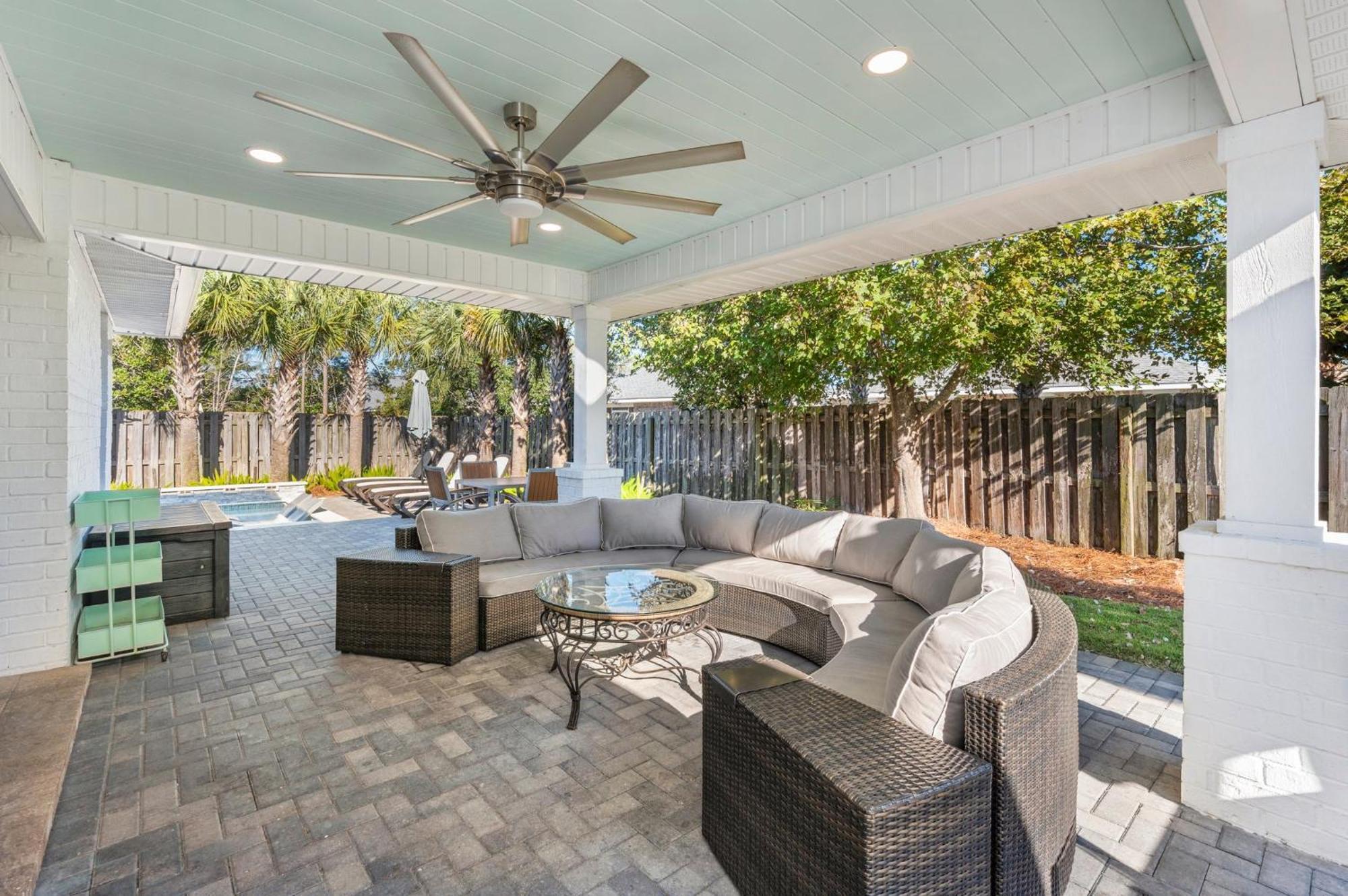 Beautiful Pet Friendly Home! New Tropical Pool, Opt Golf Cart And Pool Heat, Minutes To Destin