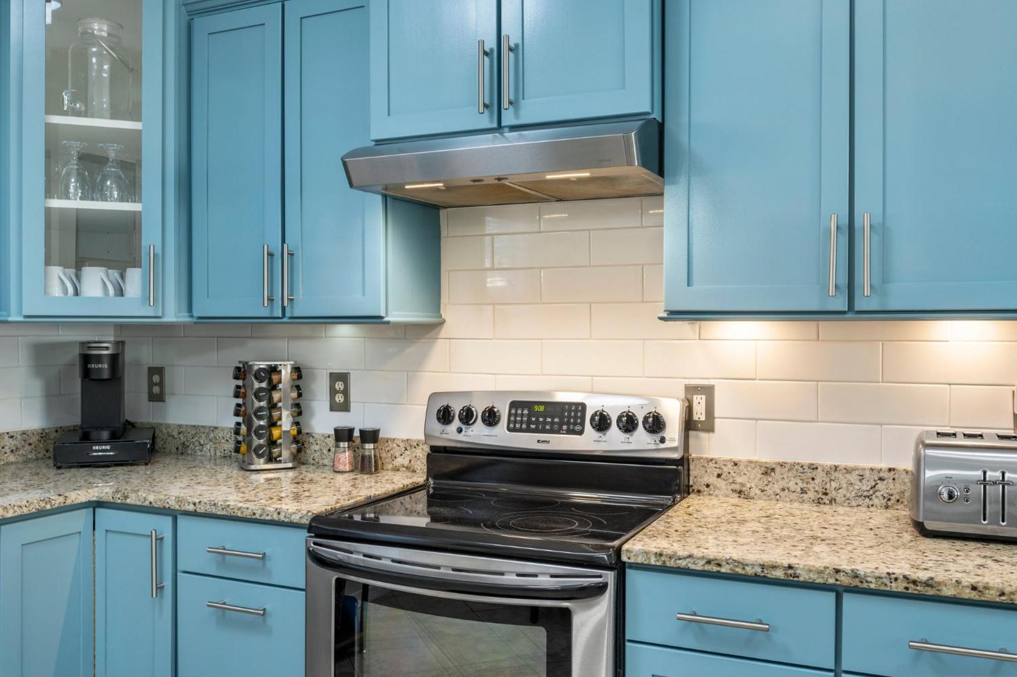Beautiful Pet Friendly Home! New Tropical Pool, Opt Golf Cart And Pool Heat, Minutes To Destin