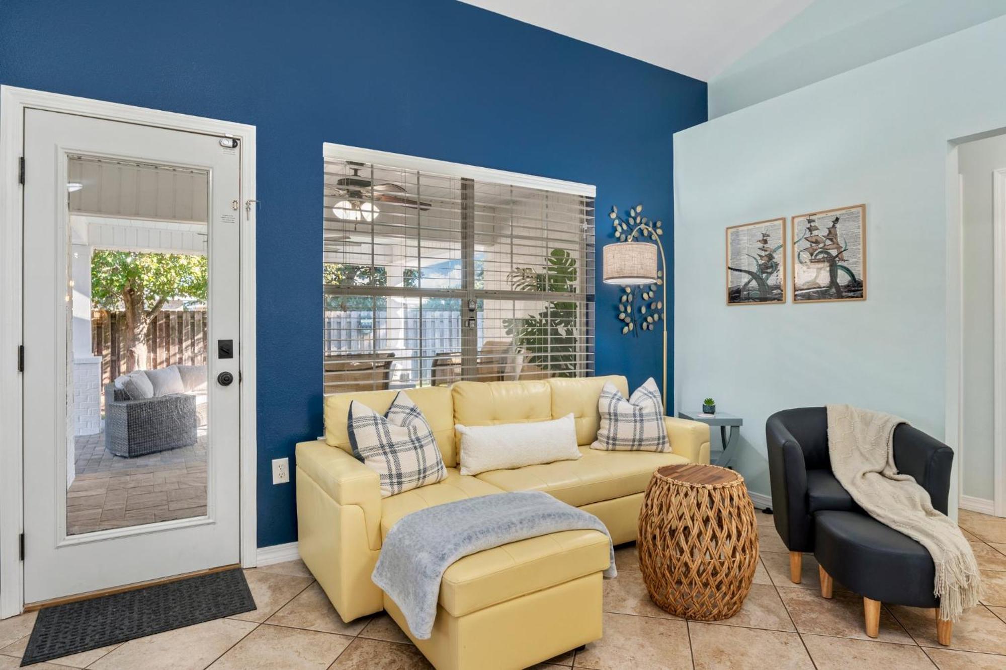 Beautiful Pet Friendly Home! New Tropical Pool, Opt Golf Cart And Pool Heat, Minutes To * Destin