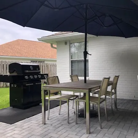 Beautiful Pet Friendly Home! New Tropical Pool, Opt Golf Cart And Pool Heat, Minutes To Beach Destin Exterior foto