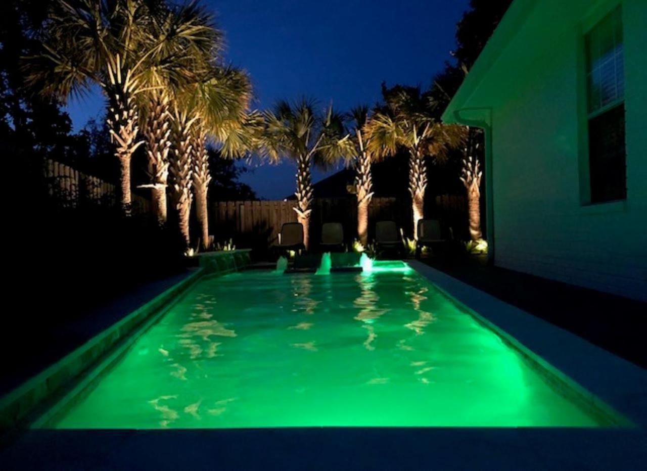 Beautiful Pet Friendly Home! New Tropical Pool, Opt Golf Cart And Pool Heat, Minutes To Ferienhaus *