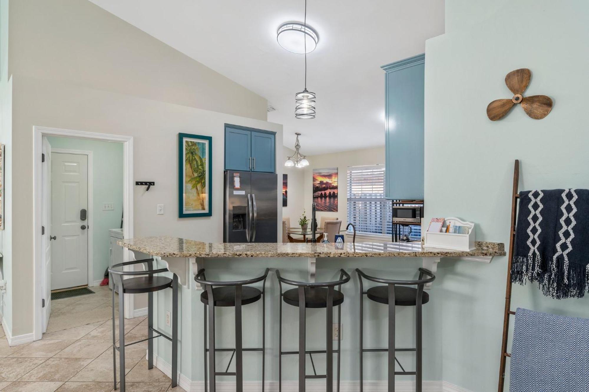 Ferienhaus Beautiful Pet Friendly Home! New Tropical Pool, Opt Golf Cart And Pool Heat, Minutes To